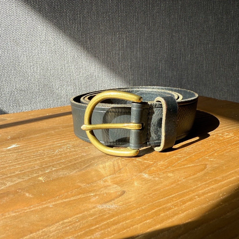 Madewell 100% Leather Black and Gold Belt size M